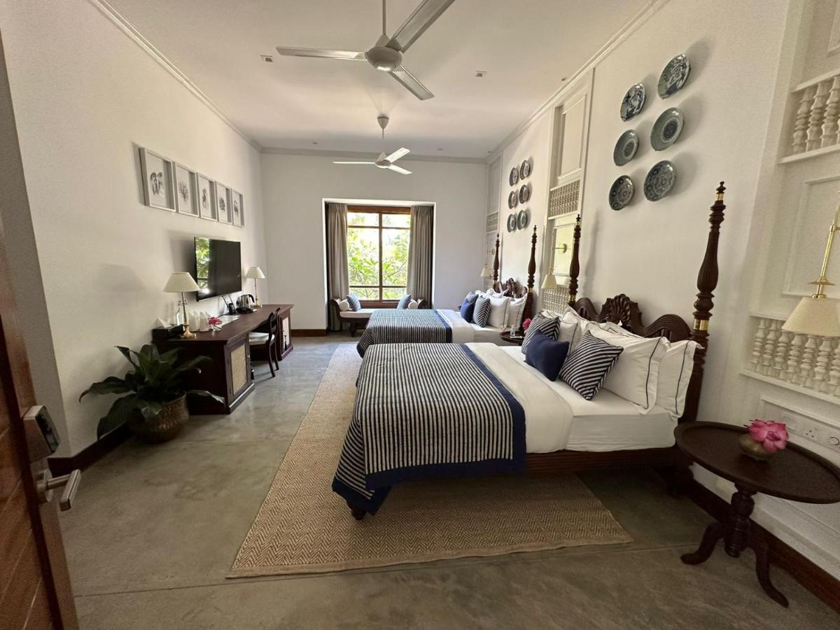 The Villa By Contemporary Ceylon Wadduwa Extérieur photo