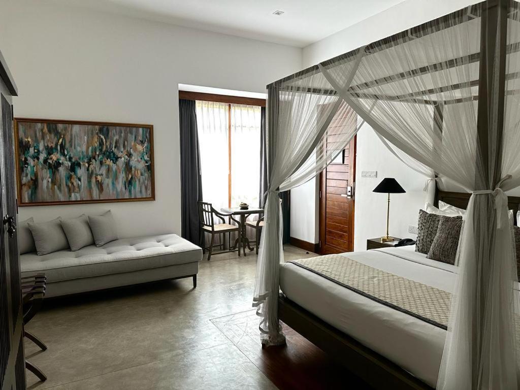 The Villa By Contemporary Ceylon Wadduwa Extérieur photo