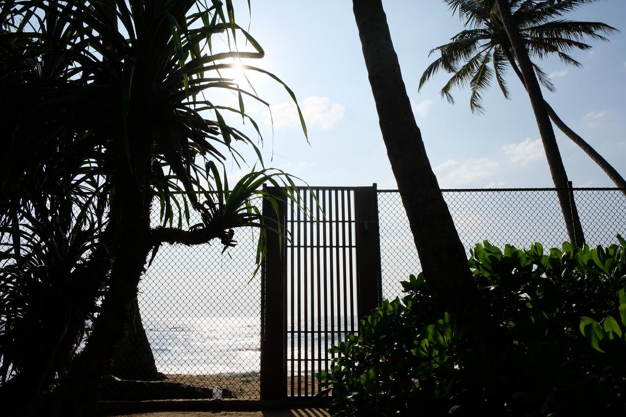 The Villa By Contemporary Ceylon Wadduwa Extérieur photo